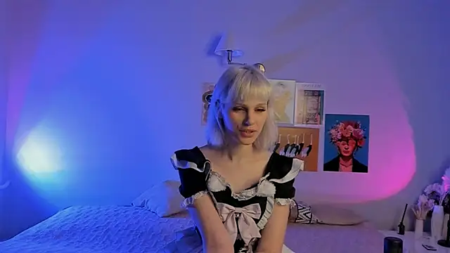 StormVelvet online show from September 30, 2025, 10:27 pm