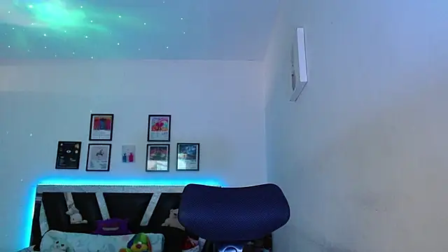 Snapshot of Sebasxxl12 chatting on February 7, 2026, 5:21 pm Sebasxxl12 online show from February 7, 2026, 5:21 pm