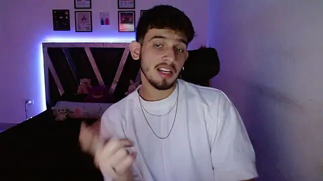 Sebasxxl12 online show from December 13, 2025, 10:49 pm