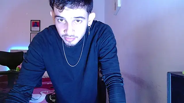 Snapshot of Sebasxxl12 chatting on February 19, 2026, 12:51 am Sebasxxl12 online show from February 19, 2026, 12:51 am