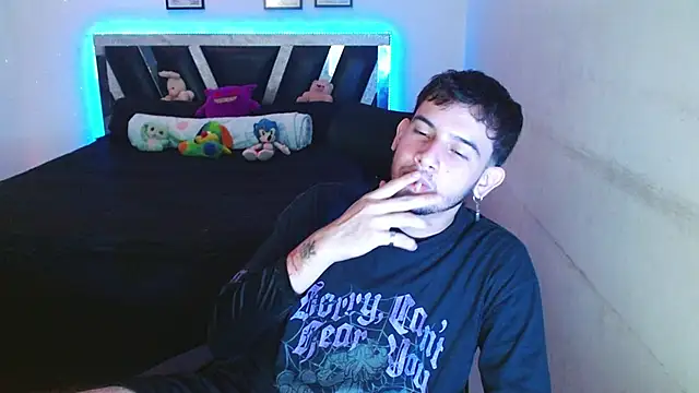 Snapshot of Sebasxxl12 chatting on March 18, 2026, 1:31 am Sebasxxl12 online show from March 18, 2026, 1:31 am