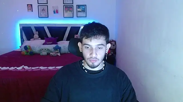 Snapshot of Sebasxxl12 chatting on March 26, 2026, 12:31 am Sebasxxl12 online show from March 26, 2026, 12:31 am