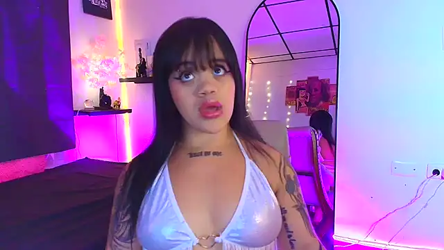 Snapshot of Sussyroxxx chatting on August 1, 2026, 4:43 am Sussyroxxx online show from August 1, 2026, 4:43 am