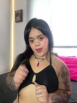 Snapshot of Sussyroxxx chatting on May 29, 2026, 9:21 pm Sussyroxxx online show from May 29, 2026, 9:21 pm
