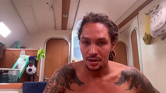 Snapshot of Monk_and_Mia chatting on October 25, 2025, 9:19 am Monk and Mia online show from October 25, 2025, 9:19 am