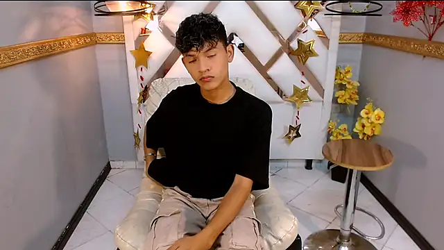 Snapshot of Sammy_Millers chatting on October 9, 2025, 7:58 pm Sammy Millers online show from October 9, 2025, 7:58 pm