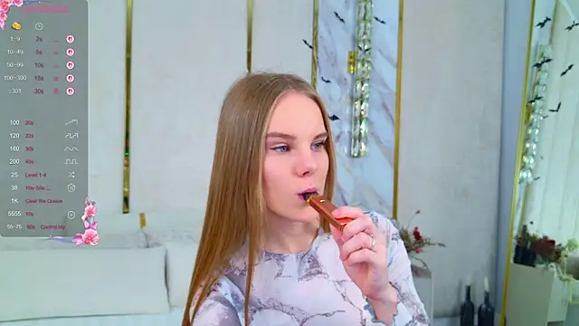 Lili Lohan online show from November 1, 2025, 5:18 pm