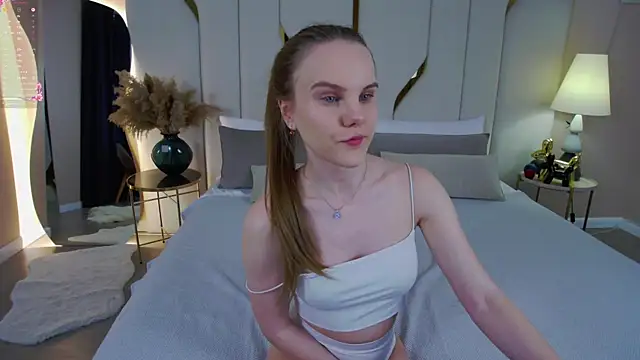 Lili Lohan online show from January 31, 2026, 7:12 pm