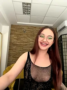 Snapshot of Lunna_Squirt chatting on October 26, 2025, 7:58 pm Lunna Squirt online show from October 26, 2025, 7:58 pm