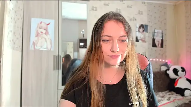 cyberprincessss online show from September 30, 2025, 6:58 pm