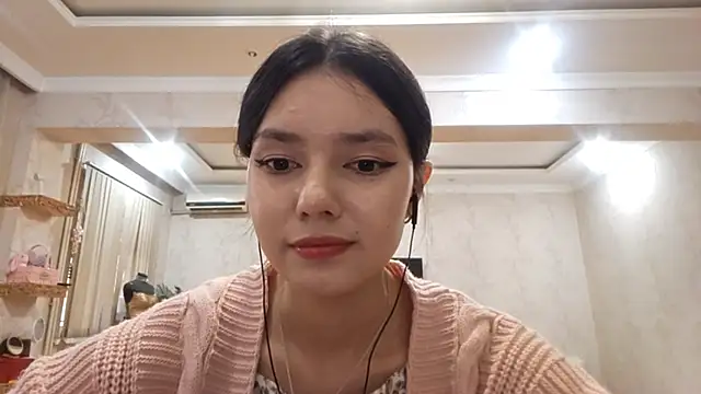 ImogeneMalinconico online show from October 18, 2025, 11:12 am