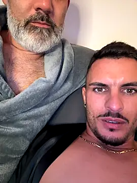 Snapshot of WildFlame2525 chatting on October 18, 2025, 9:06 pm WildFlame2525 online show from October 18, 2025, 9:06 pm