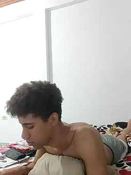 Snapshot of The_boy_good chatting on October 11, 2025, 11:28 pm The boy good online show from October 11, 2025, 11:28 pm