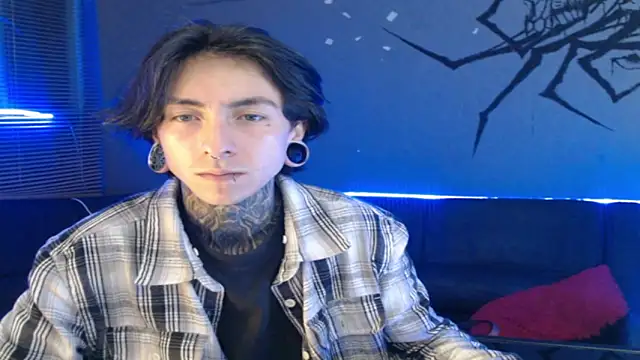 Snapshot of Kuregari_xs chatting on November 8, 2025, 4:38 am Kuregari xs online show from November 8, 2025, 4:38 am