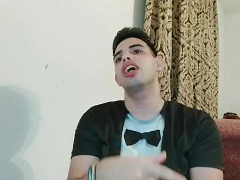  Djonson  online show from October 12, 2025, 4:19 pm