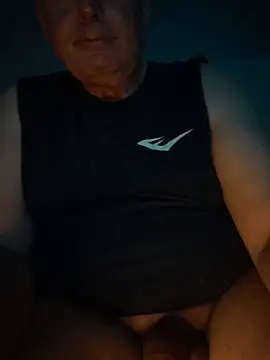 Snapshot of here2play_69 chatting on February 15, 2026, 8:41 pm here2play 69 online show from February 15, 2026, 8:41 pm