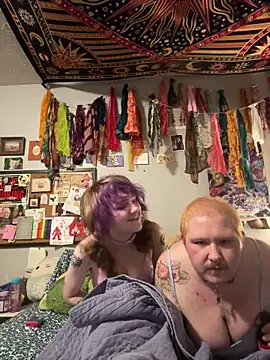 bimbopuppy online show from February 2, 2026, 4:44 am