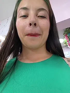 EmmaValencia  online show from April 24, 2026, 7:16 pm