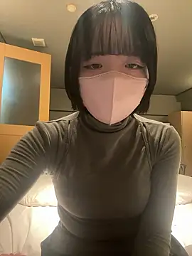 Snapshot of Milk_PotaPota chatting on October 17, 2025, 4:49 am Milk PotaPota online show from October 17, 2025, 4:49 am