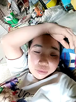 Snapshot of kemmut-sex chatting on October 13, 2025, 9:55 am kemmut-sex online show from October 13, 2025, 9:55 am