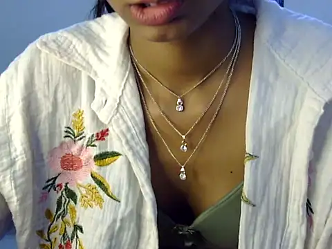 Snapshot of sabanamkha chatting on October 29, 2025, 5:12 pm sabanamkha online show from October 29, 2025, 5:12 pm