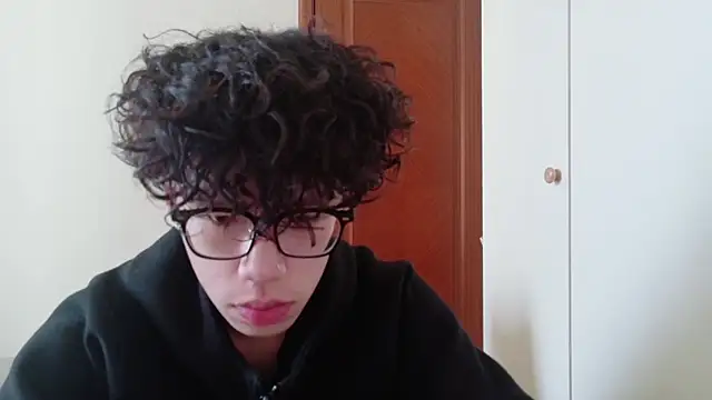 Snapshot of hangzi-0011 chatting on October 23, 2025, 4:55 am hangzi-0011 online show from October 23, 2025, 4:55 am