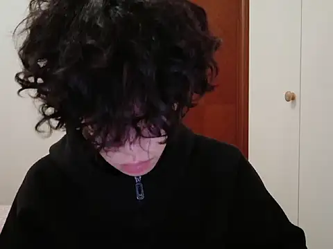 Snapshot of hangzi-0011 chatting on November 1, 2025, 11:15 am hangzi-0011 online show from November 1, 2025, 11:15 am