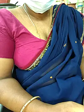 Snapshot of Tamilselviroja- chatting on November 3, 2025, 4:43 pm Tamilselviroja- online show from November 3, 2025, 4:43 pm