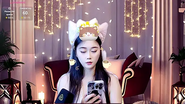 Snapshot of wanwan6377 chatting on October 1, 2025, 4:11 pm wanwan6377 online show from October 1, 2025, 4:11 pm