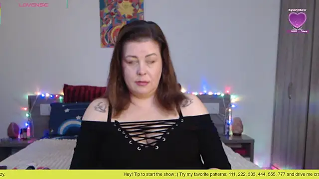 1Felicity1 online show from November 8, 2025, 6:50 am