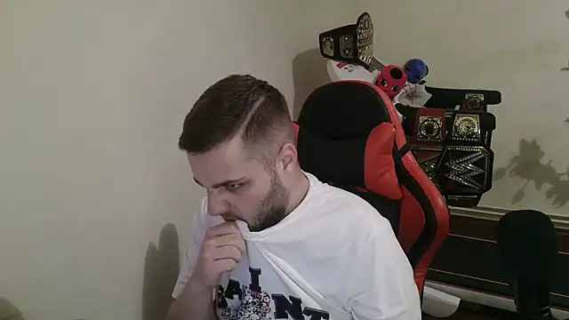 KingAdonisss online show from October 27, 2025, 7:04 pm