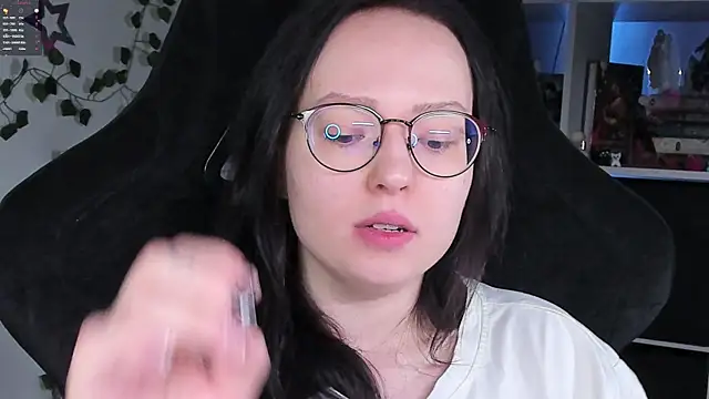 power robynn online show from November 15, 2025, 4:33 pm