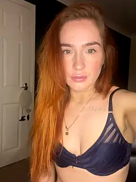 Snapshot of Cherry-L-28 chatting on October 20, 2025, 7:36 pm Cherry-L-28 online show from October 20, 2025, 7:36 pm