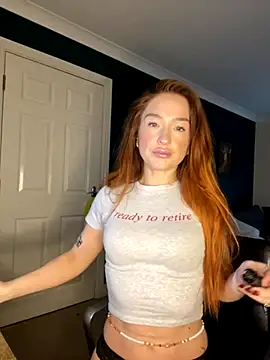 Snapshot of Cherry-L-28 chatting on November 14, 2025, 12:42 pm Cherry-L-28 online show from November 14, 2025, 12:42 pm