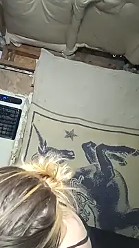 Snapshot of Queen2454 chatting on March 15, 2026, 7:43 pm Queen2454 online show from March 15, 2026, 7:43 pm