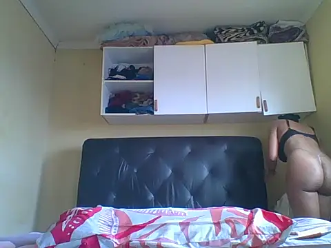 carrie tee online show from November 4, 2025, 8:51 am