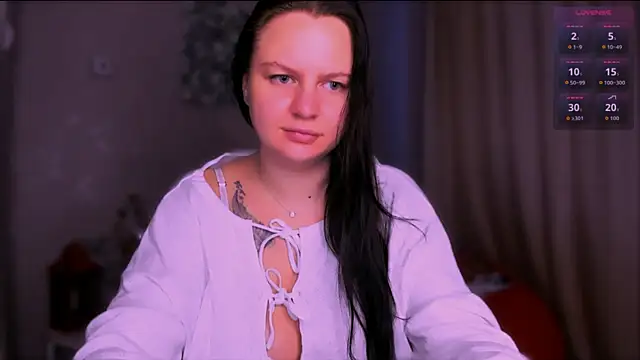 Snapshot of Meganberrybb chatting on January 14, 2026, 3:10 am Meganberrybb online show from January 14, 2026, 3:10 am