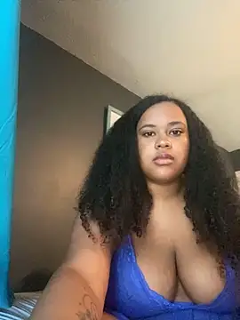 Snapshot of nicolette356 chatting on October 22, 2025, 5:12 pm nicolette356 online show from October 22, 2025, 5:12 pm