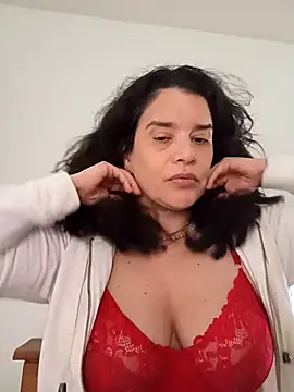 MoritaSalvaj online show from November 8, 2025, 3:48 pm