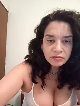 MoritaSalvaj online show from October 25, 2025, 9:37 pm