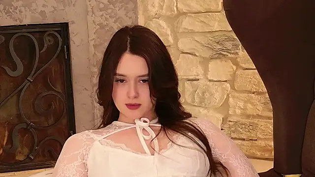 Snapshot of EvaSwen chatting on March 20, 2026, 6:42 pm EvaSwen online show from March 20, 2026, 6:42 pm