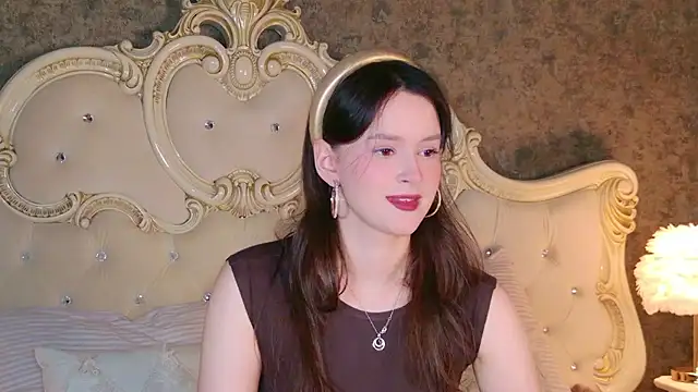 EvaSwen online show from January 11, 2026, 9:00 pm