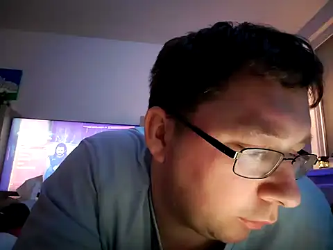 stivi2526 online show from December 2, 2025, 10:44 pm