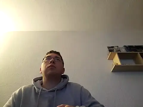 stivi2526 online show from November 25, 2025, 10:43 pm