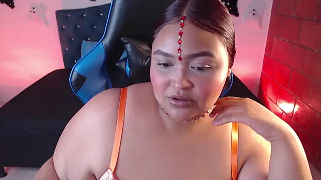 Melody Slut online show from October 5, 2025, 8:43 pm