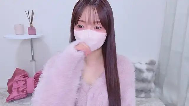 Snapshot of Seira__nn chatting on March 10, 2026, 4:38 am Seira nn online show from March 10, 2026, 4:38 am