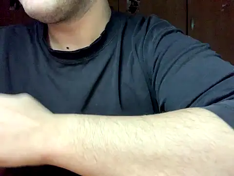 Snapshot of cazzo18cm3 chatting on November 30, 2025, 6:30 pm cazzo18cm3 online show from November 30, 2025, 6:30 pm