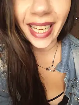 Amarteverdaderamente online show from July 17, 2026, 1:25 am