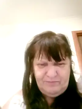 Apeesynka55211 online show from November 6, 2025, 9:30 pm