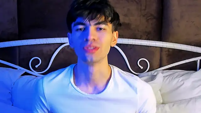 Snapshot of JaremyHarris chatting on November 22, 2025, 9:02 pm JaremyHarris online show from November 22, 2025, 9:02 pm